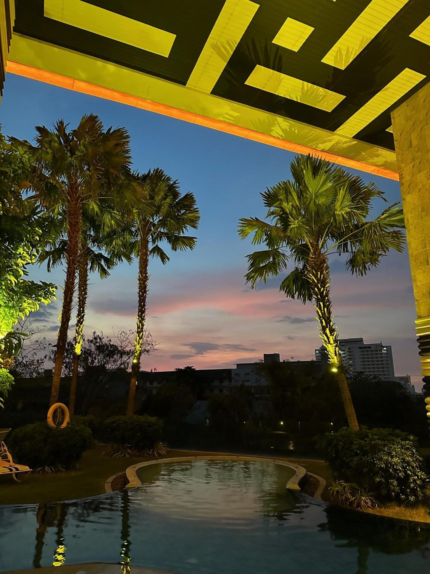 芭提雅高层海景奢华公寓the Riviera Jomtien生香家直达海滩2704 Eksteriør bilde