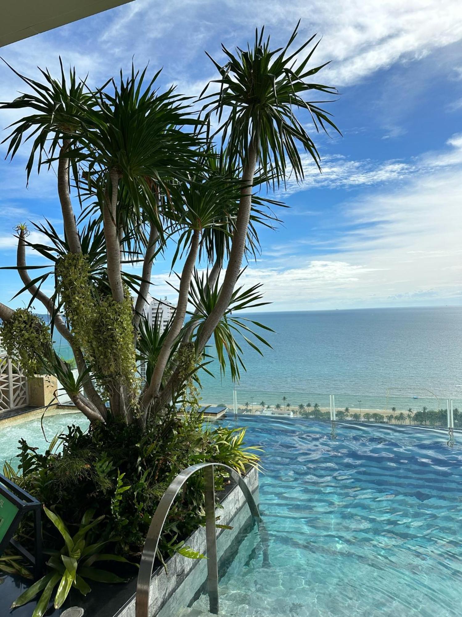 芭提雅高层海景奢华公寓the Riviera Jomtien生香家直达海滩2704 Eksteriør bilde